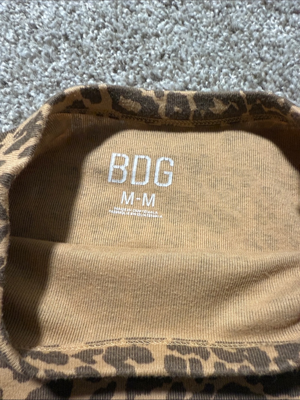BDG Leopard Print Cropped Tee - Picture 2 of 5